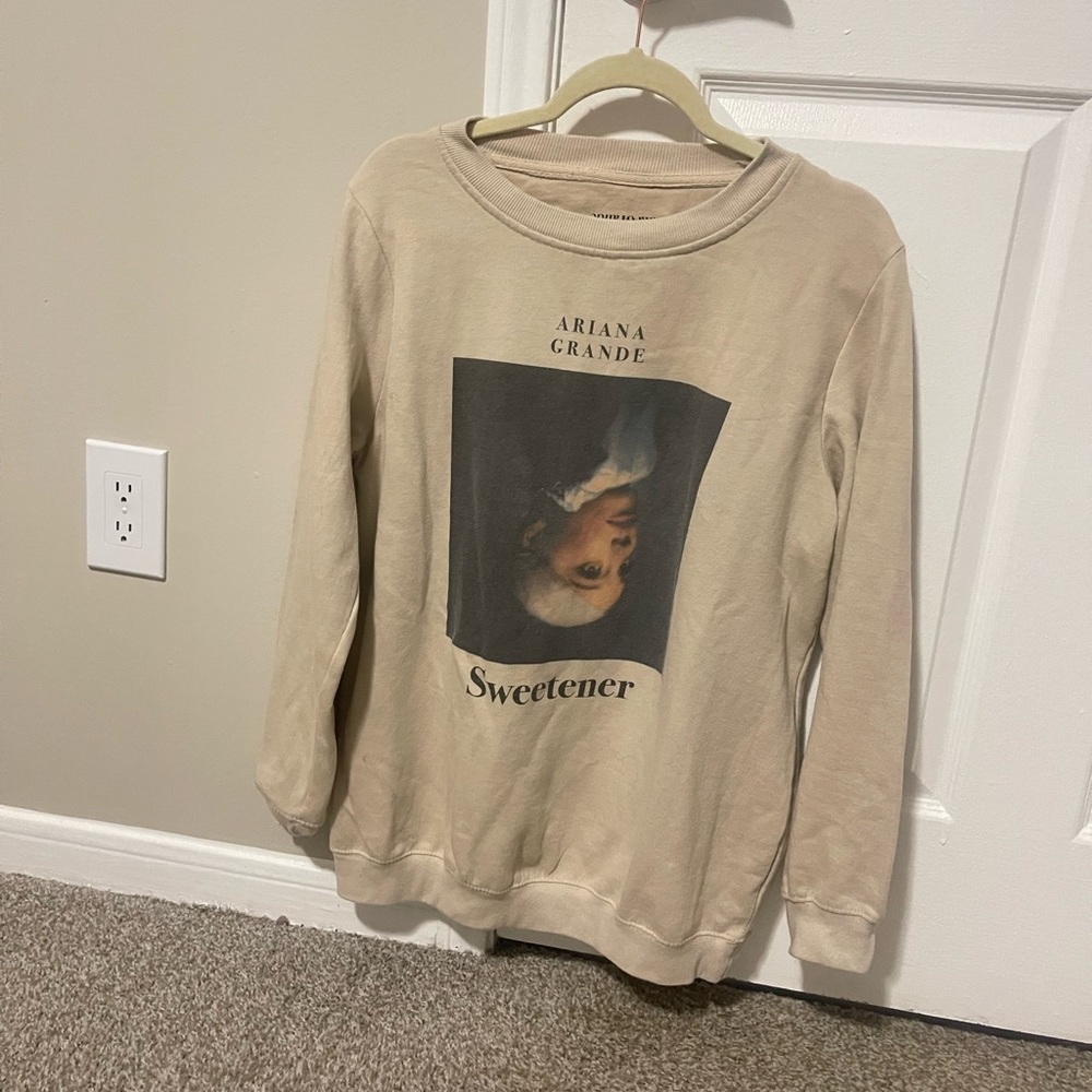 Ariana Grande Sweetner Sweater XL (runs small)